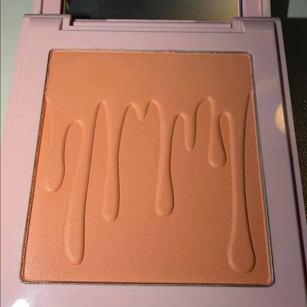 Kylie Jenner blush in kitten baby BRAND NEW- READ DESCRIPTION